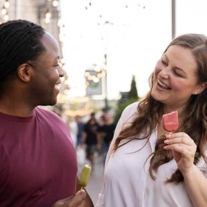 Especialistas apontam que valores como empatia e honestidade, quando internalizados, guiam atitudes de forma consistente