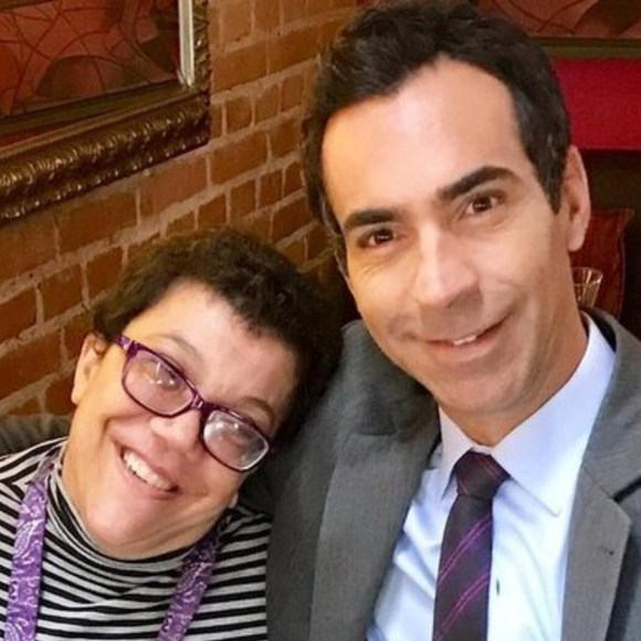 ‘Precisei intervir em situações bem violentas': a comovente relação de César Tralli com irmã mais nova, portadora de síndrome muito rara