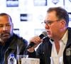 Novo CT do Santos é inaugurado com apoio da NR Sports, empresa que cuida da carreira de Neymar; presidente do Santos Marcelo Teixeira e Neymar Pai celebram parceria durante o evento.