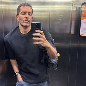 Bento Ribeiro comentou sobre sua relação conturbada com Marcos Mion no Pânico
