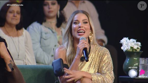 Saory Cardoso, apesar do affair com Dudu Camargo, foi ultrapassada por Duda Wendling na final de A Fazenda 17