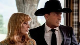 O melhor western que você pode assistir na Netflix parece ser uma mistura de 'Succession' com 'House of Cards' e uma novela; o resultado é uma loucura