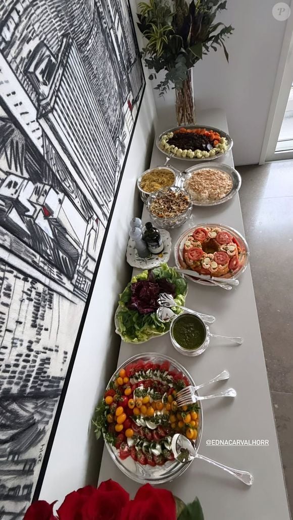 Para a ocasião, Ticiane Pinheiro apostou em um buffet preparado pela chef Edna Carvalho