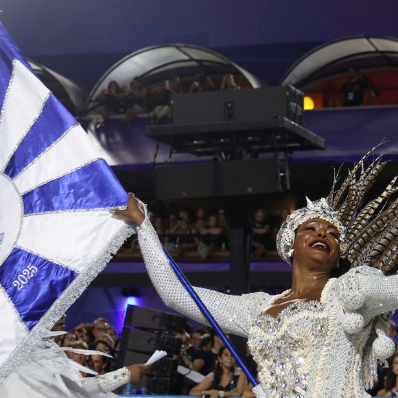 Beija-Flor conquista o título de campeã no Carnaval 2025, com enredo em homenagem à Laíla.