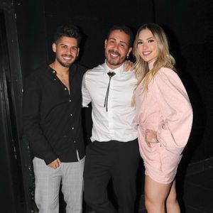 Virgínia Fonseca, Zé Felipe e Carlinhos Maia conversam com um casal recém-separado. A mulher admite que o motivo da separação foi o abuso de álcool por parte do companheiro