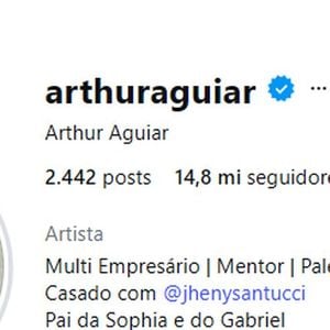 Arthur Aguiar, por sua vez, nunca falou sobre o término com Jheny Santucci e se diz casado em sua rede social