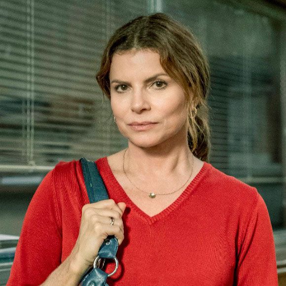 Debora Bloch interpretava a professora Lúcia Helena, protagonista da série ‘Segunda chamada’
