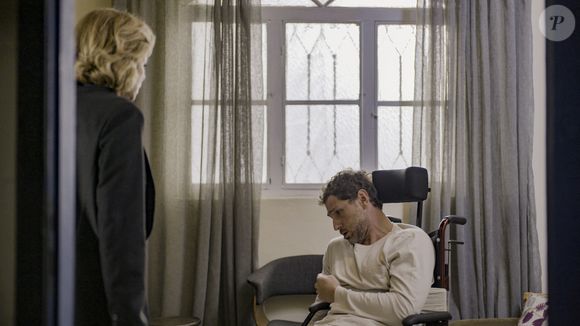 A nova convulsão de Leonardo (Guilherme Magon) abala Solange (Alice Wegmann) na novela 'Vale Tudo' capítulo de 11 de outubro de 2025, sábado