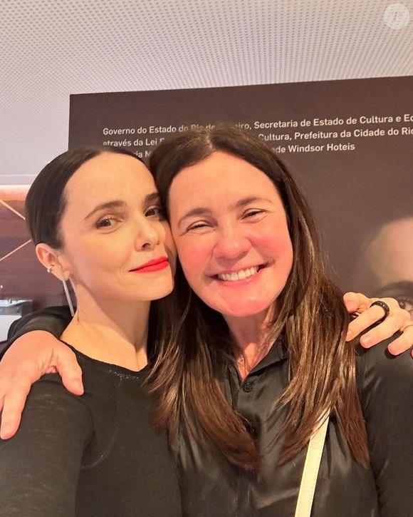 Adriana Esteves e Débora Falabella se tornaram grandes amigas após Carminha e Nina em 'Avenida Brasil'