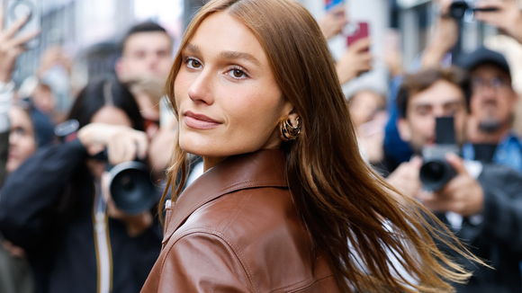Especialistas recomendam: 4 cortes de cabelo no estilo 'Quiet Luxury Hair' que rejuvenescem e traduzem a sofisticação sem excessos