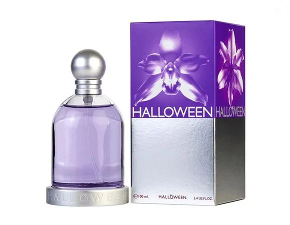 Com uma fragrância fresca, delicada e ao mesmo tempo envolvente, o perfume se tornou sinônimo de elegância discreta. Sua pirâmide olfativa combina notas de saída de violeta, acordes marinhos, folha de bananeira e petitgrain.