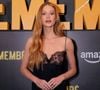 O look preto de Marina Ruy Barbosa combinou renda, transparência e laço de fita em noite de gala do Prime Video
