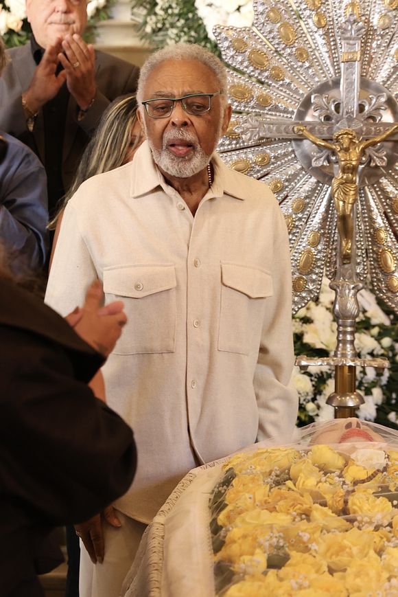 Nana Caymmi chegou a ofender Gilberto Gil publicamente em 2019, mas ele não retribuiu