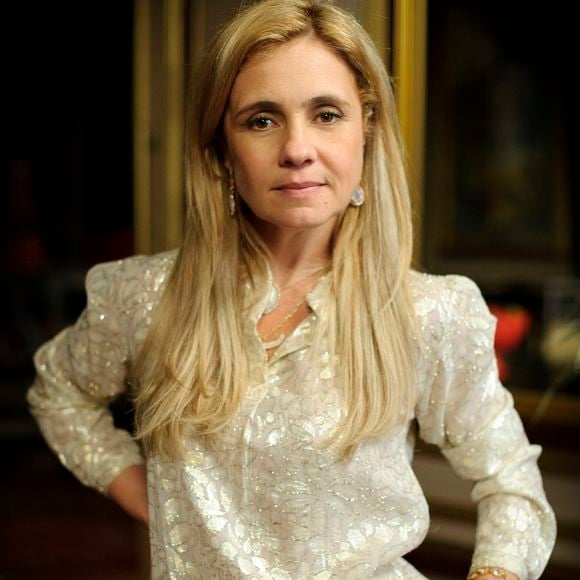 Carminha, a personagem icônica de Adriana Esteves em 'Avenida Brasil': manipuladora, venenosa e completamente sem limites, ela virou uma das maiores vilãs da televisão justamente porque parecia sentir satisfação ao destruir os outros.