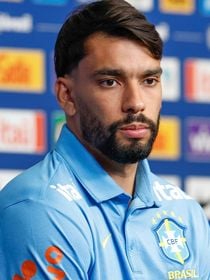 Lucas Paquetá quebra silêncio após grave lesão na coxa; jogador da Copa 2026 está fora do jogo decisivo do Brasil contra Noruega