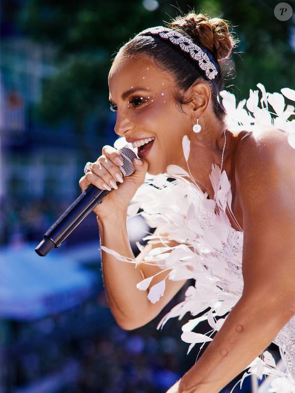 Ivete Sangalo fez a cirurgia no Hospital Sírio-Libanês, em São Paulo, segundo o jornal Correio