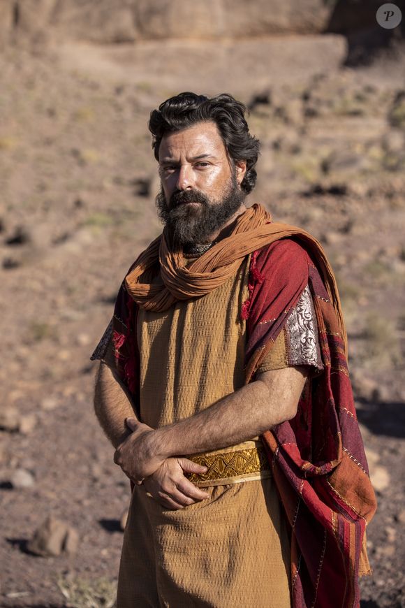 Porém, Jó acaba engravidando as filhas e se flagela ao descobrir o que aconteceu. A novela deixou muitas pessoas chocadas, mas foi recorde de audiência na Record