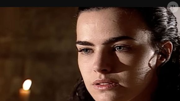 Giuliana (Ana Paula Arósio) fica livre para viver com Matteo