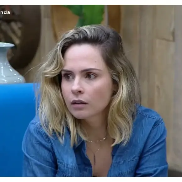 Ana Paula Renault ainda desejou que ‘A Fazenda 10’ ‘afundasse na audiência’ ao vivo na Record TV