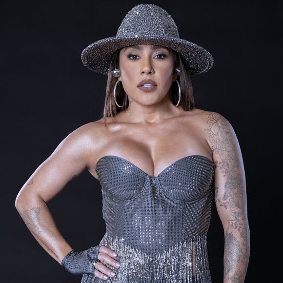 Lauana Prado fez um desabafo sobre o susto que levou com falha no avião