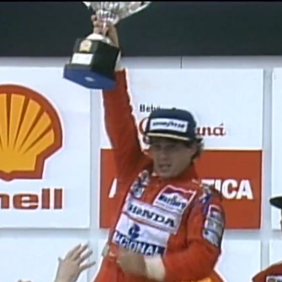 Imagens históricas de Ayrton Senna em Interlagos foram exibidas no Mais Você durante homenagem pelos 32 anos de sua morte
