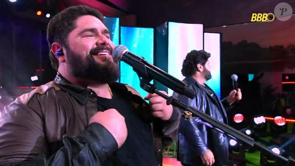 César Menotti e Fabiano se apresentaram nesta quarta (22) no 'BBB 25'