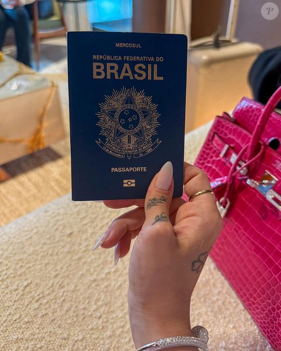 Bolsa de Virgínia Fonseca nada mais é do que uma Hermès cravejada de diamantes na fechadura