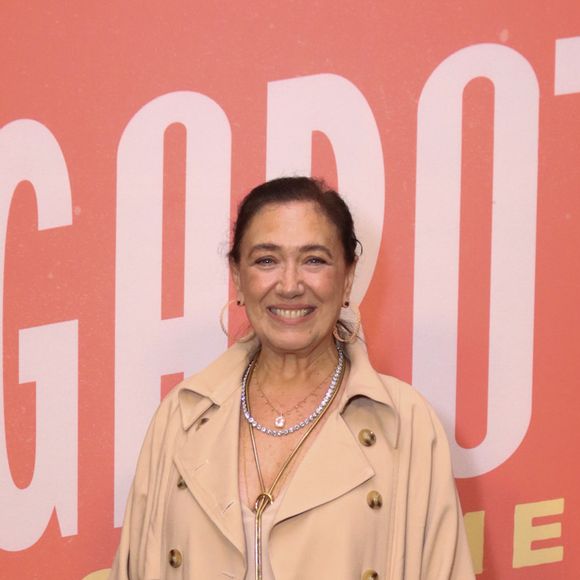 "Eu fui me adaptando aos poucos, cortando sorvetes. Quando vi, meu corpo se acostumou com esse tipo de alimentação e também com certas regras, como comer a cada três horas", contou ao site Notícias da TV.