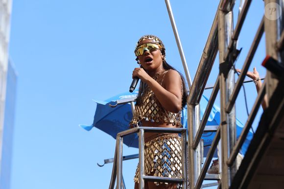 Ludmilla encarou o dia de sol para puxar seu Fervo da Lud em 4 de março de 2025