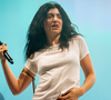 Nem batata-frita, nem milkshake: poucos lembram, mas Lorde, headliner do Lollapalooza 2026, já teve uma conta secreta para avaliar comida muito vendida em fast-food; entenda
