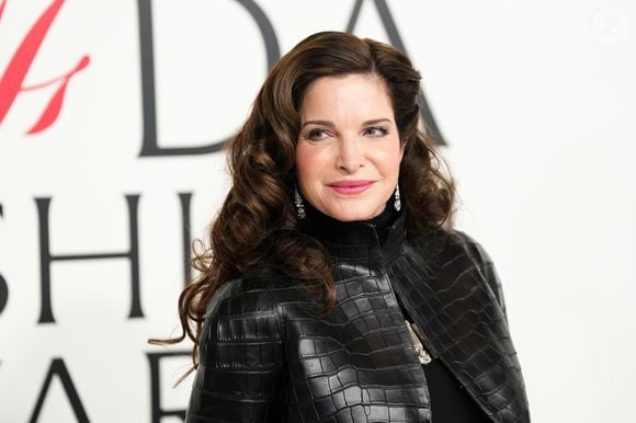 A supermodelo Stephanie Seymour sempre foi sinônimo de elegância e beleza com seu corte de cabelo volumoso e super bem cuidado