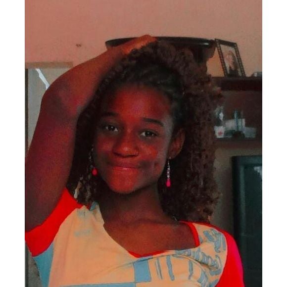 Ainda menina, Lorena Raissa começou a desfilar como passista mirim da Beija-Flor