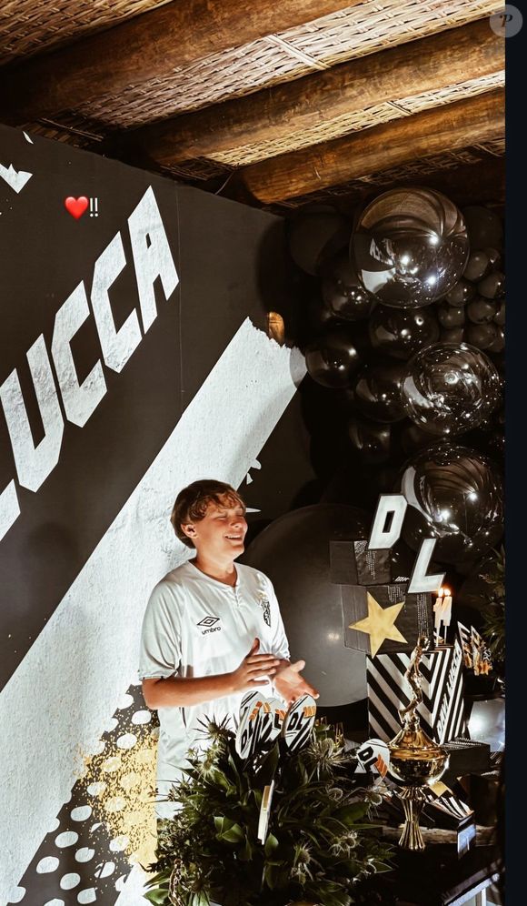 Detalhe da mesa do bolo de Davi Lucca, filho de Neymar