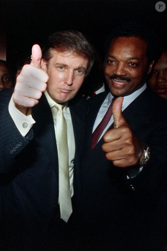 1988: Donald Trump e o candidato à presidência Jesse Jackson