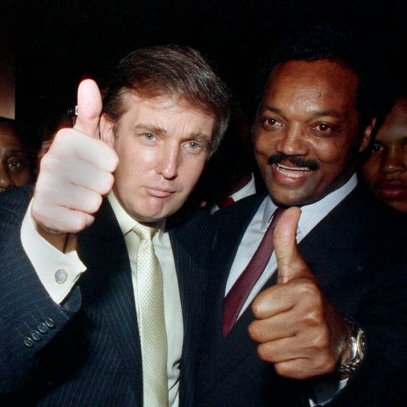 1988: Donald Trump e o candidato à presidência Jesse Jackson
