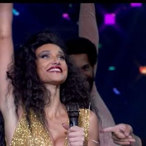 Débora Nascimento participou do quadro Batalha do Lip Sync, do 'Domingão com Huck'