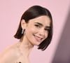 Minimalista, técnico e elegante, o bob japonês deixa de ser tendência de nicho e passa a simbolizar a nova fase dos cortes precisos e bem estruturados; tendência aderida pela interprete de 'Emily em Paris', Lily Collins