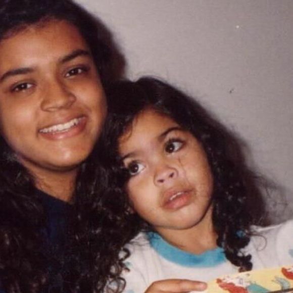 Aqui Preta Gil aparece ao lado da irmã Bela Gil, uma de suas melhores amigas