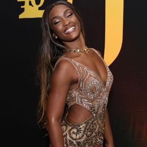 Erika Januza refletiu sobre a importância de eleger pessoas com história no Carnaval e que entendem a importância desse posto