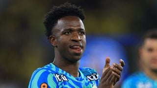 Nem café, nem energético: Vini Jr. tem um segredo infalível em sua dieta para ter energia antes dos jogos; é uma fruta brasileira que combate anemia e regula o intestino
