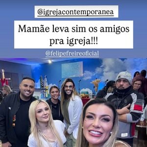 Andressa Urach contou que após 'balançar a raba' à noite, vai à igreja pela manhã