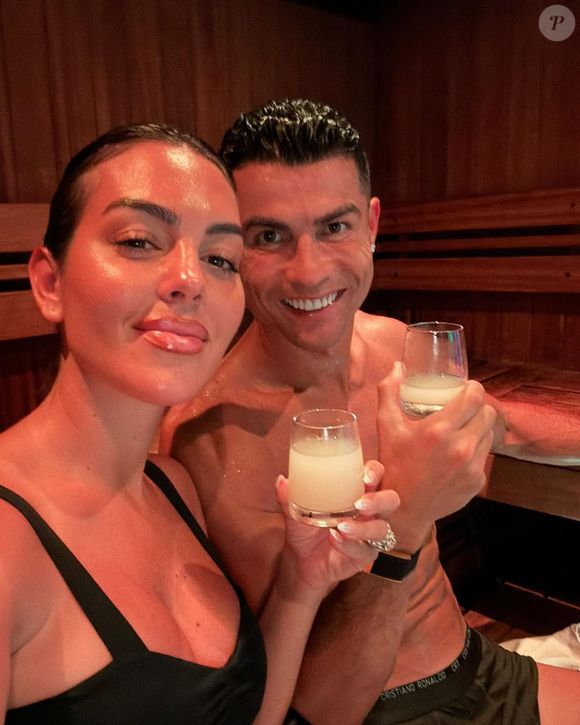 A reta final da construção da nova mansão de Cristiano Ronaldo e sua companheira Georgina Rodríguez em Portugal está dando o que falar nas redes sociais e no mercado imobiliário de luxo