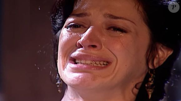 Quem matou Hernandez na novela 'Terra Nostra'?Hortência (Claudia Raia) descobre que Amadeo acabou com a vida do seu ex-marido