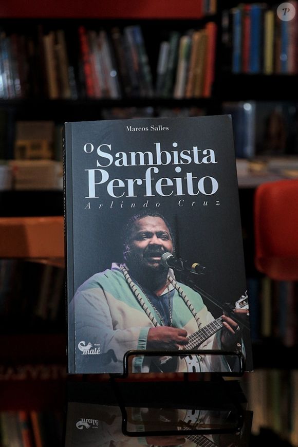 AGN_3292910 - Rio de Janeiro, BRASIL    Barbara Cruz e Flora Cruz chegam para o lançamento do livro "O Sambista Perfeito" em homenagem a Arlindo Cruz, na livraria da travessa. Fotos: Victor Chapetta - Agnews

Pictured: Barbara Cruz e Flora Cruz chegam para o lançamento do livro "O Sambista Perfeito" em homenagem a Arl

AgNews 7 JULHO 2025 

BYLINE MUST READ: Victor Chapetta / AgNews

Cristiana Silva