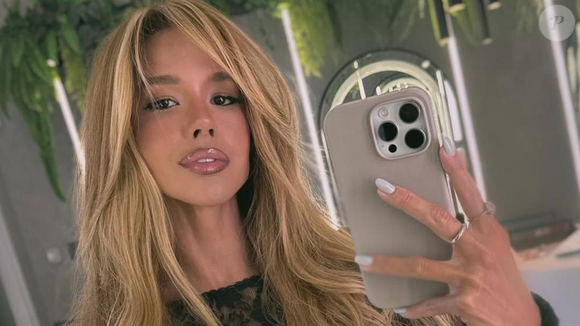 Ex-BBB Kerline voltou a ter cabelo loiro em novembro de 2025