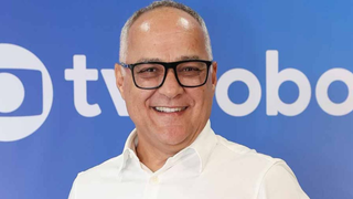 Acusado de proteger Manuela Dias, Amauri Soares, o todo-poderoso da Globo, ganha apelido inusitado e proibidão nos bastidores da emissora