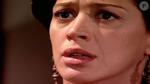 Claudia Raia está na reprise da novela 'Terra Nostra' como Hortência