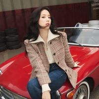 4 lições de estilo para copiar de Jisoo, do BLACKPINK, em campanha de moda que mistura luxo e nostalgia para  Tommy Hilfiger