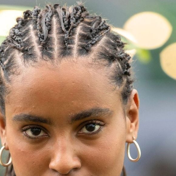 Uma atriz que merece respeito por seu empenho em uma história fraca é Gabz. Ela viveu a heroína Viola em 'Mania de Você', novela indicada ao Emmy Internacional.