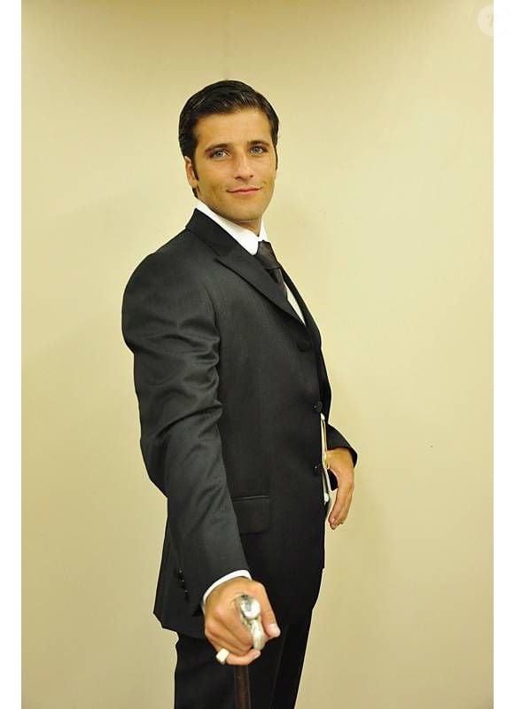 Bruno Gagliasso na novela ‘Cordel Encantado’, em 2011
